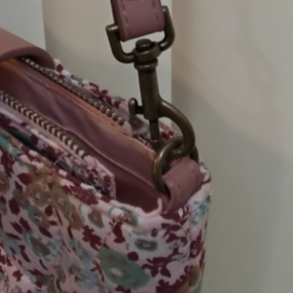 Universal Thread Goods Co, Paxton Tote Handbag Purse Quilted Floral Print - Picture 7 of 11